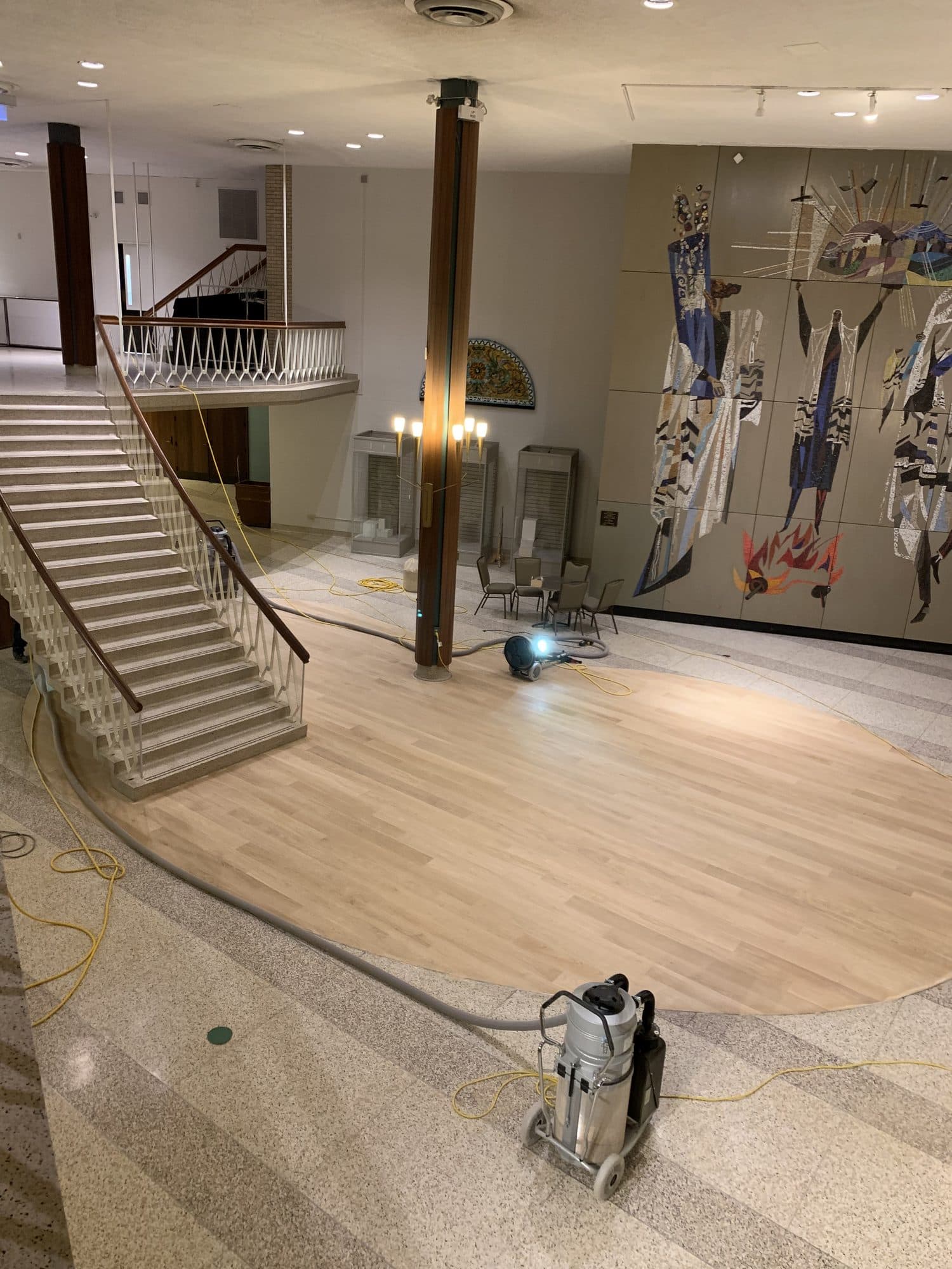 Hardwood floor sanding and refinishing by Woodstellar