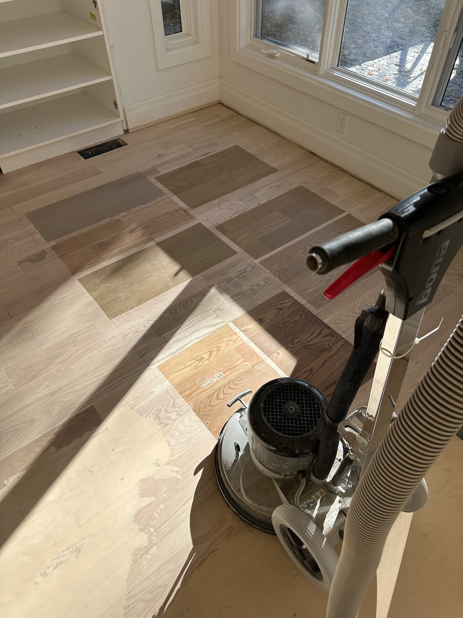 Hardwood floor sanding and refinishing by Woodstellar