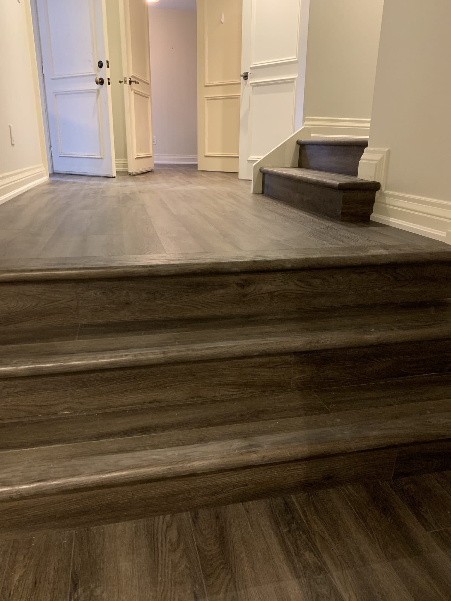 Staircase renovation, treads and railings by Woodstellar