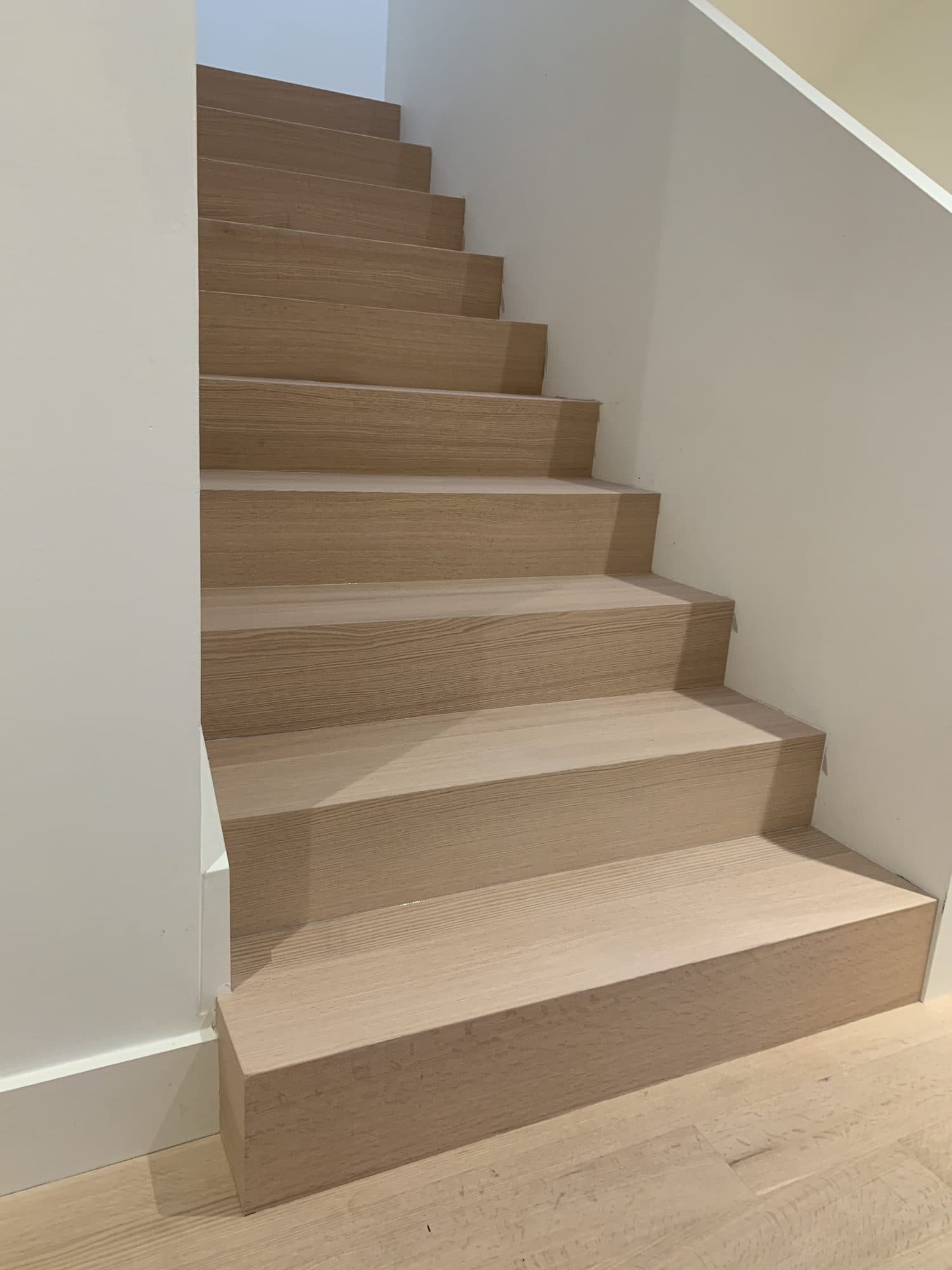 Staircase renovation, treads and railings by Woodstellar