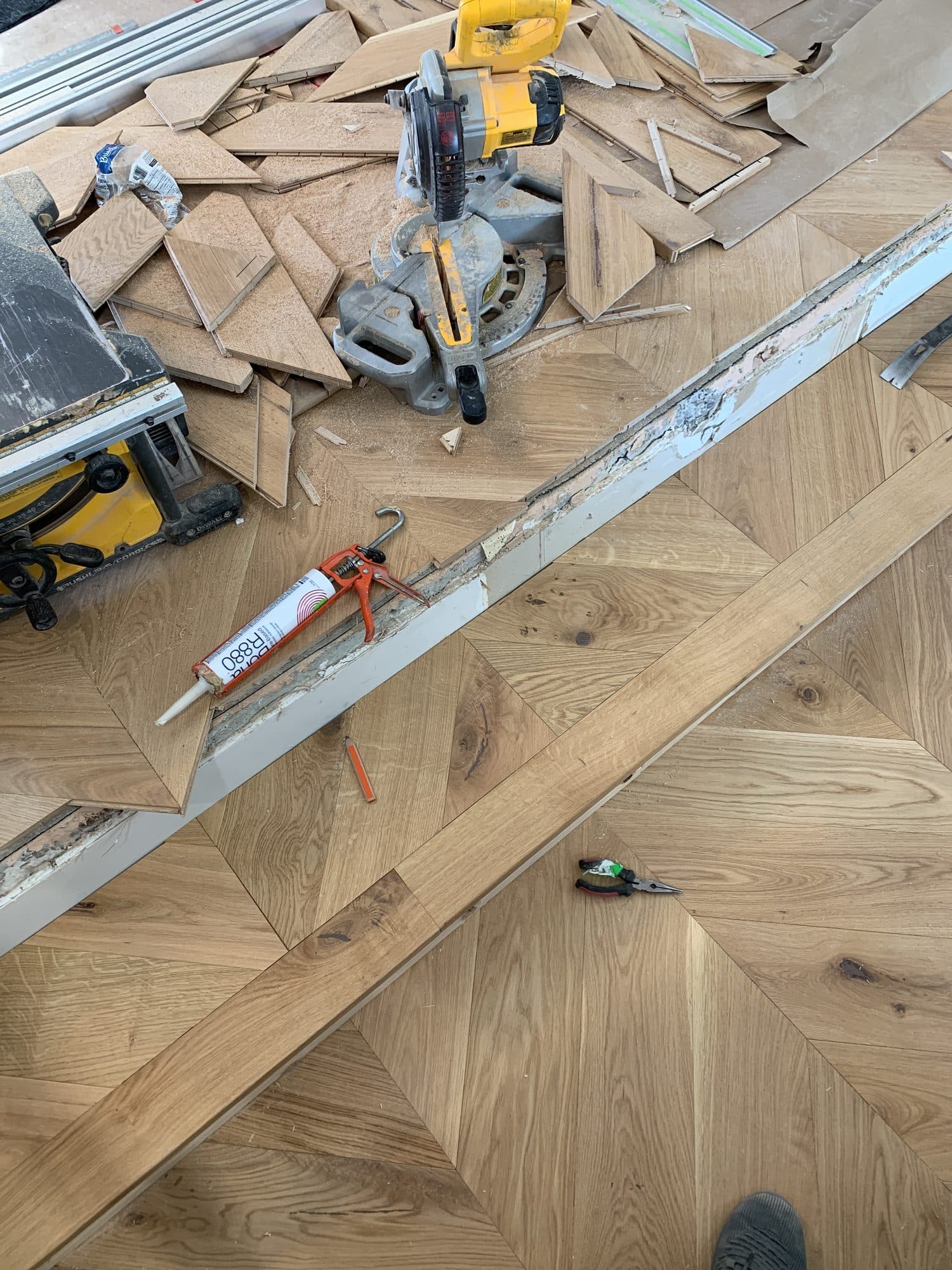 Staircase renovation, treads and railings by Woodstellar