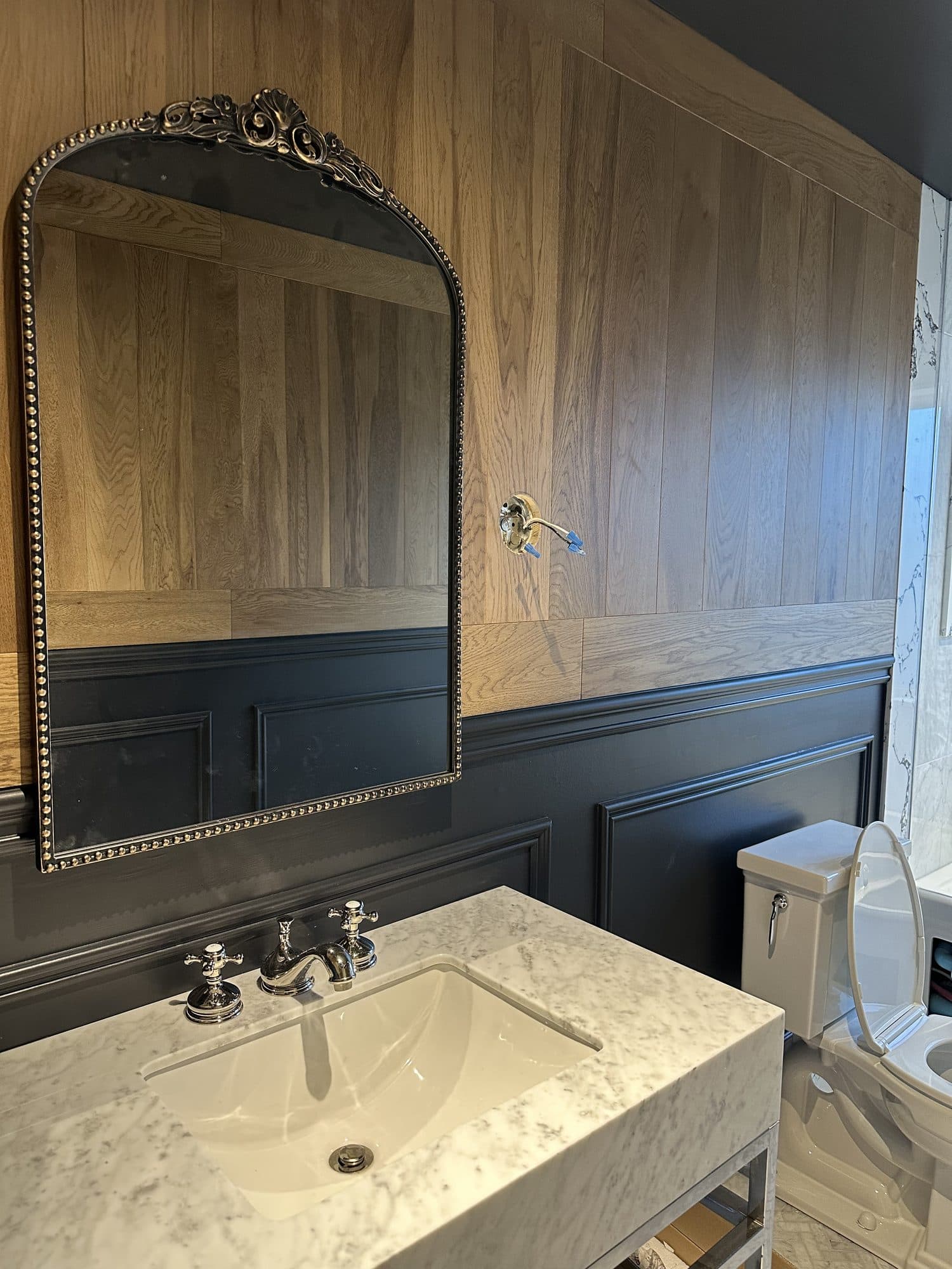 Wainscoting, wall panelling and finish carpentry by Woodstellar