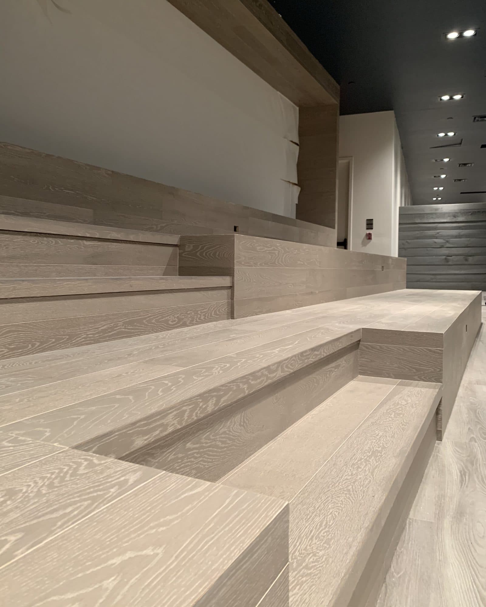 Wainscoting, wall panelling and finish carpentry by Woodstellar
