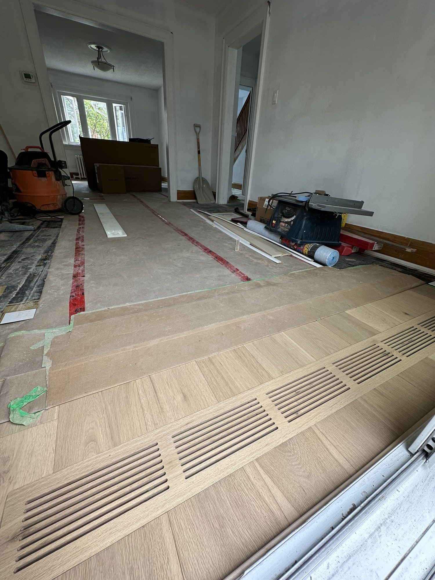 A seamless custom hardwood floor vent by Woodstellar